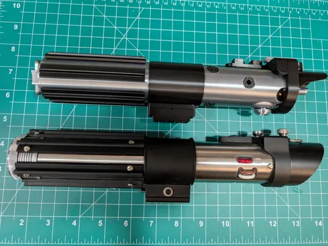 Darth Vader DV6 Stunt Lightsaber - EP6 — Фото 5 из 13