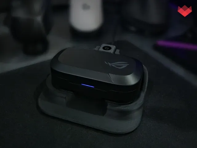 ROG Cetra Open Wireless Magnetic Charging Dock — Фото 3 из 9