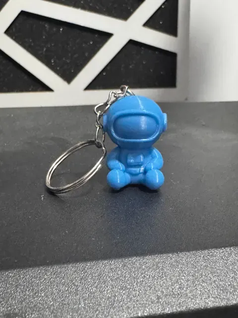 Mini Astronaut – Your Pocket-Sized Space Companion — Image 8 of 8