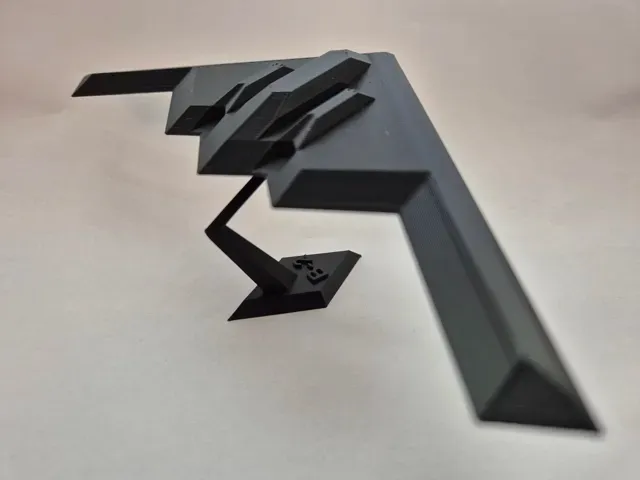 Movable B-2 Spirit Stealth Bomber "Ghost" — Фото 6 из 10