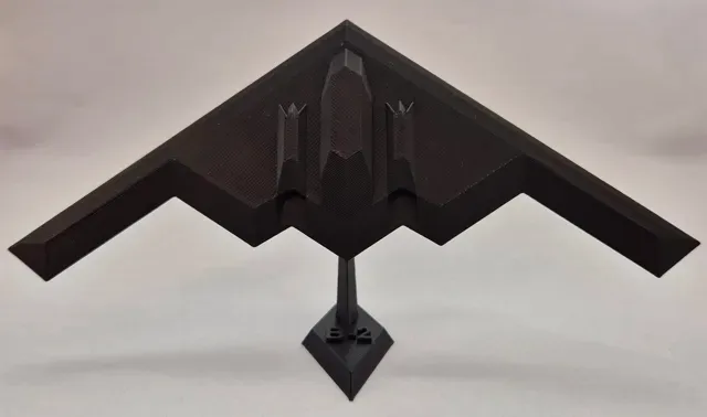 Movable B-2 Spirit Stealth Bomber "Ghost" — Фото 4 из 10