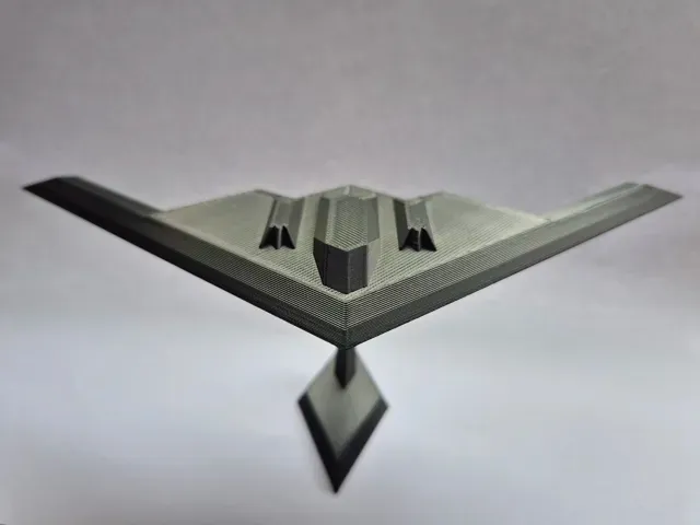 Movable B-2 Spirit Stealth Bomber "Ghost" — Фото 3 из 10