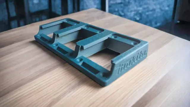 Makita 18v Battery Wallmount for 3 Batterys bigger