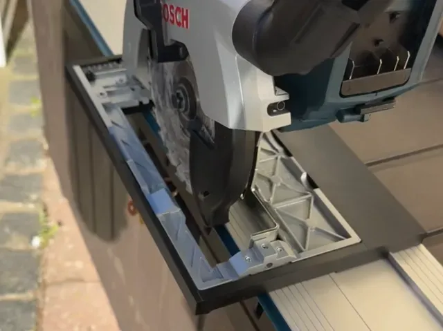 BOSCH Kreissäge GKS 18V-57-2 L zu BOSCH FSN Schine