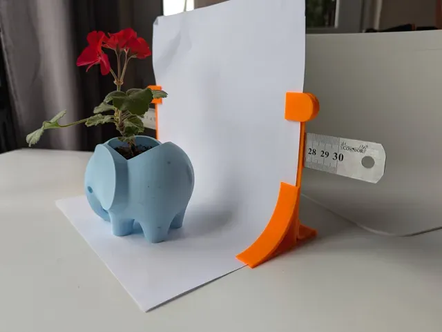 Mini photo studio - backdrop holder (A2, A3, A4) — Image 2 of 4