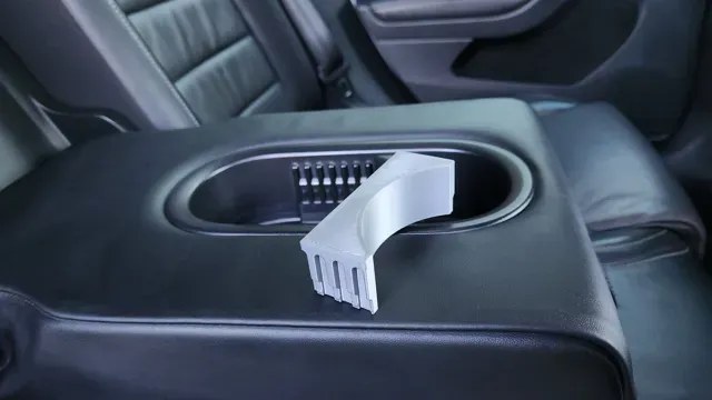 VW Golf MK7 Rear Cup Holder Divider — Фото 2 из 5