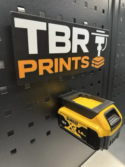 Lochwand Akkuhalterung für DEWALT XR Akku 18V — Фото 3 из 7