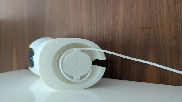 Xiaomi Camera Tilted Holder/Mount Cable Organiser — Image 6 of 7