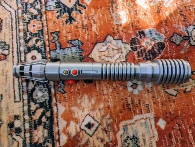 Plo Koon's Lightsaber — Image 4 of 5