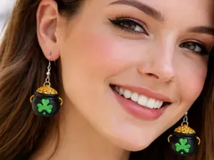 St Patrick Pot of Gold Earrings & Keychain