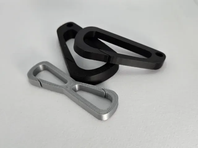 Simple, strong carabina and double clip