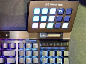 Corsair K100/70 Mount for Stream Deck MK2 15Button