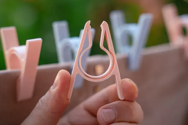 Clothesline Clip - Springless Laundry Peg — Image 6 of 16