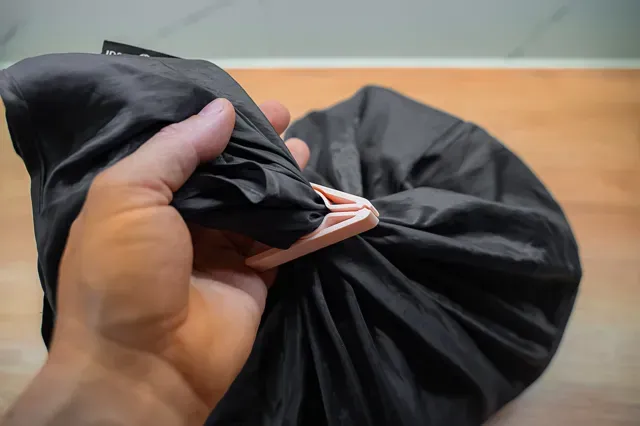 Clothesline Clip - Springless Laundry Peg — Image 3 of 16