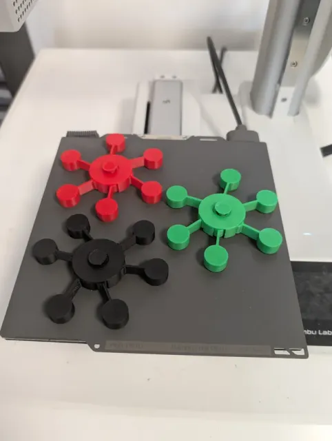 Spin Me! No-Assembly Fidget Spinner in 1 Hour — Фото 2 из 6