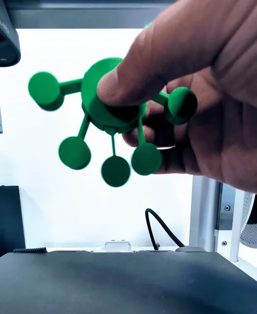 Spin Me! No-Assembly Fidget Spinner in 1 Hour — Фото 3 из 6