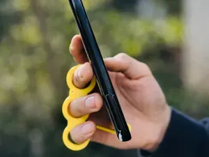 Finger Grip Mobile Stand