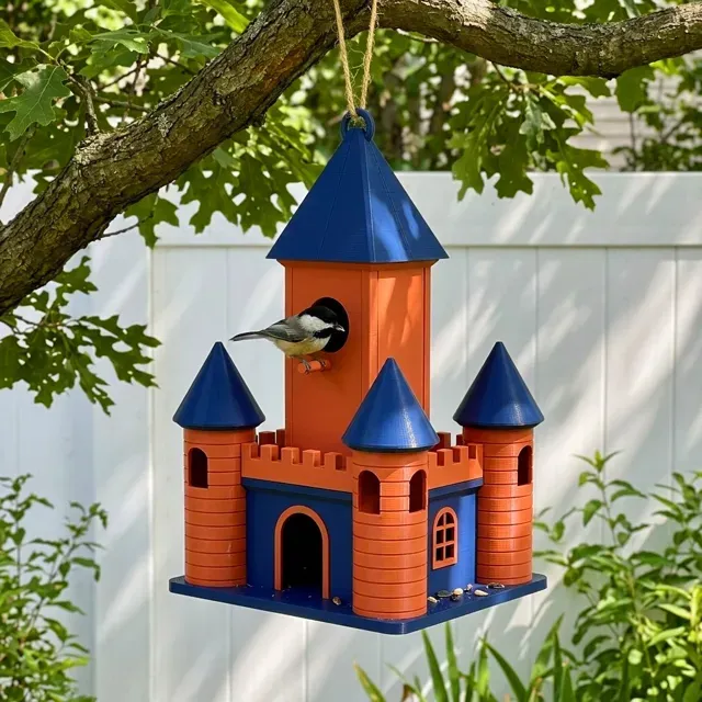 Medieval Castle Birdhouse & Feeder — Фото 11 из 14