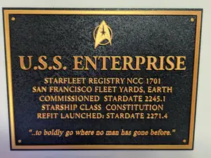 Star Trek - Enterprise 1701 Refit - Builder Plaque