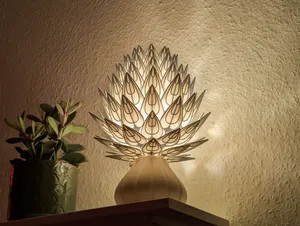 PrismaPetal V2 - A Fully 3D Printed Lamp