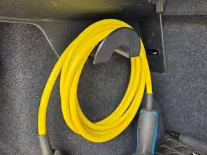 Charge cable holder for Volvo XC40/EX40 & Polestar