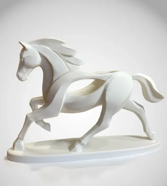 The Nordic Steed: Dynamic Pencil Station — Фото 3 из 7