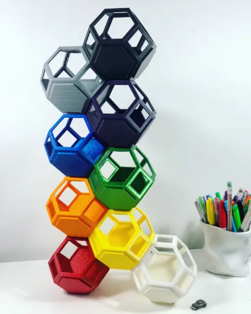 Plantygon - Modular Geometric Stacking Planter — Image 9 of 9