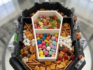 Halloween Graveyard Bowl - Coffin & 20 Deco Slots