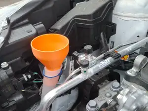 Funnel for windshield washer fluid yaris toyota