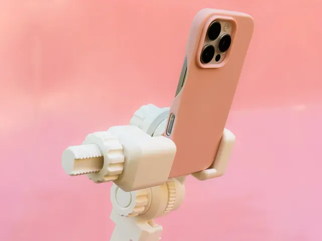 Adjustable Video Phone Stand by Pork3D.com — Фото 4 из 5
