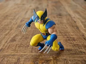 Wolverine Superhero Landing Figure | Marvel