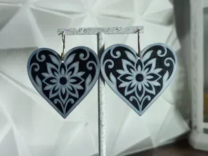 Aretes Corazón de Dalia