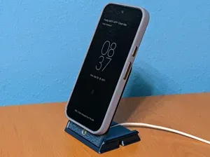 Pixelsnap Travel Charge Stand