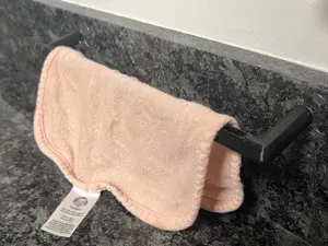 Hand Towel Holder - 9" (Suction Cups)