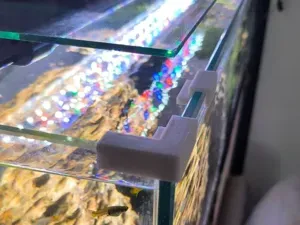 8mm Aquarium Lid Clips & Corner Supports