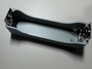 Minimalist Battery Holder for 18650 Battery