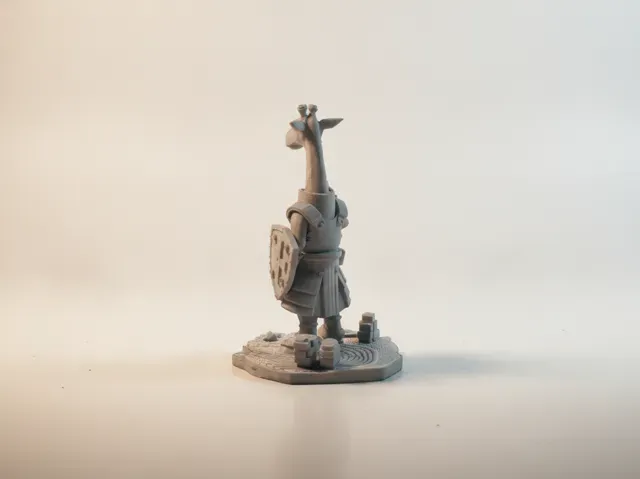 Giraffe Templar Knight with Sword and Shield STL — Фото 4 из 4