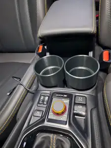 Subaru Forester (5th gen) water bottle cupholders