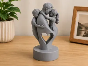 Abraço Eterno Escultura de Amor e Conexão Familiar