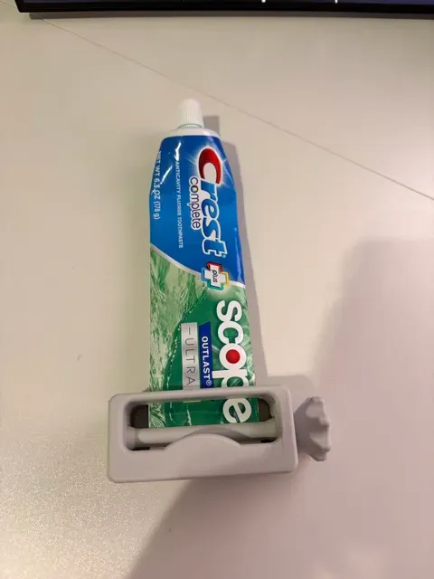 Toothpaste Squeezer (Print-in-Place) — Фото 2 из 6