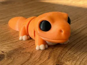 Flexi Gecko Lizard: The Ultimate Desk Fidget