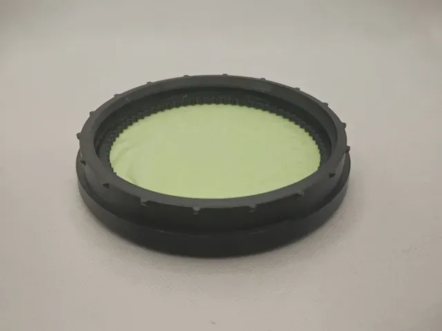 Compact Wet Palette with Twist Lock — Image 4 of 5