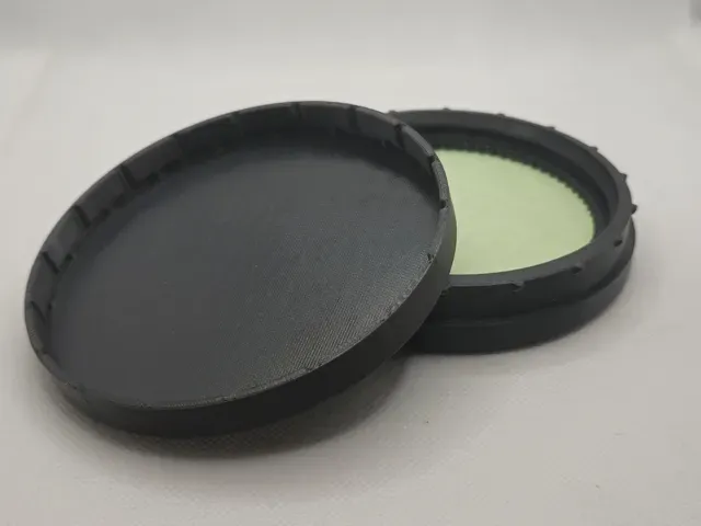 Compact Wet Palette with Twist Lock — Image 5 of 5