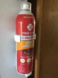 First Alert Fire Extinguisher Mount (Vertical)