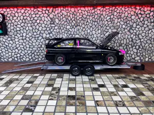 miniature trailer 1:18 diorama garage