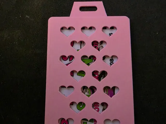 heart badge holder 4 variants