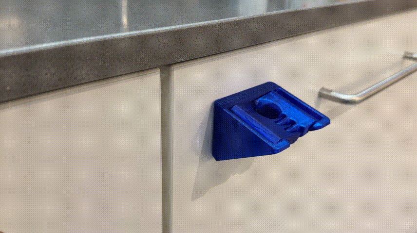 Spring Loaded Towel Clamp – Print-In-Place