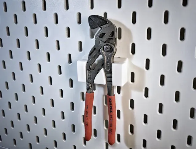 Knipex Wrench Pliers 7in / 180mm Skadis Mount — Image 4 of 5