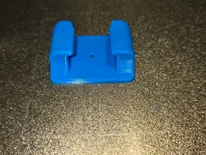 Clip mount for handheld radio/cb latch clip style