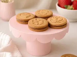 Scallop Cake Stand 20cm Removable Base